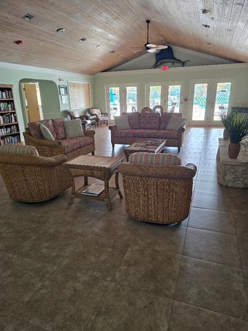 337 Seahorse Terrace, Fort Pierce, FL 34982