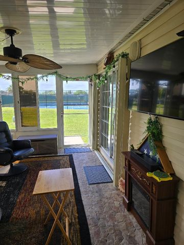 337 Seahorse Terrace, Fort Pierce, FL 34982