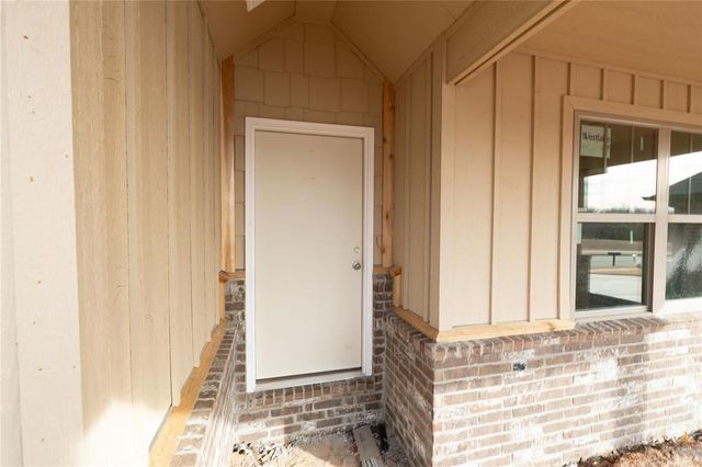 3132 Porter Drive, Edmond, OK 73012