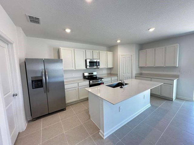 5431 MEADOW WALK DRIVE, Davenport, FL 33837