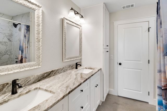 1706 Redwood Drive, Granite Shoals, TX 78654