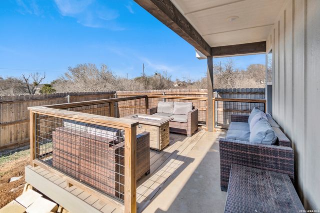 1706 Redwood Drive, Granite Shoals, TX 78654