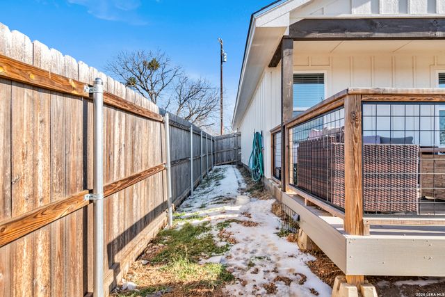 1706 Redwood Drive, Granite Shoals, TX 78654