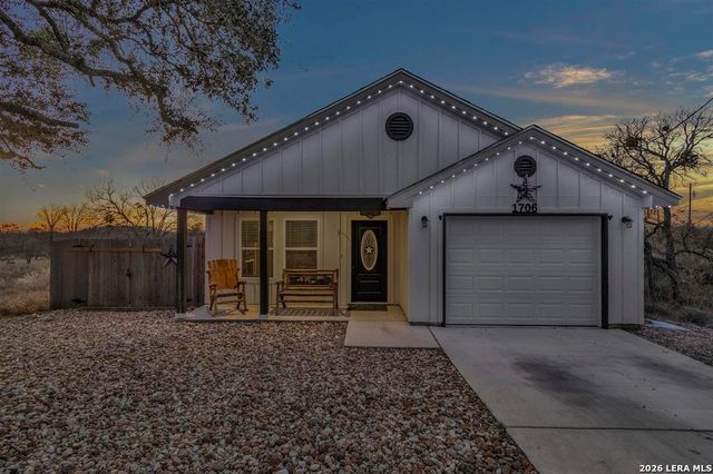 1706 Redwood Drive, Granite Shoals, TX 78654