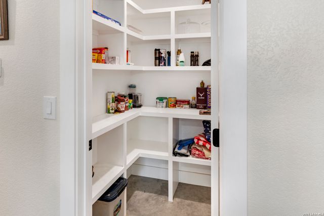 1706 Redwood Drive, Granite Shoals, TX 78654