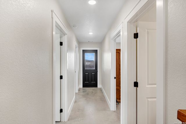 1706 Redwood Drive, Granite Shoals, TX 78654