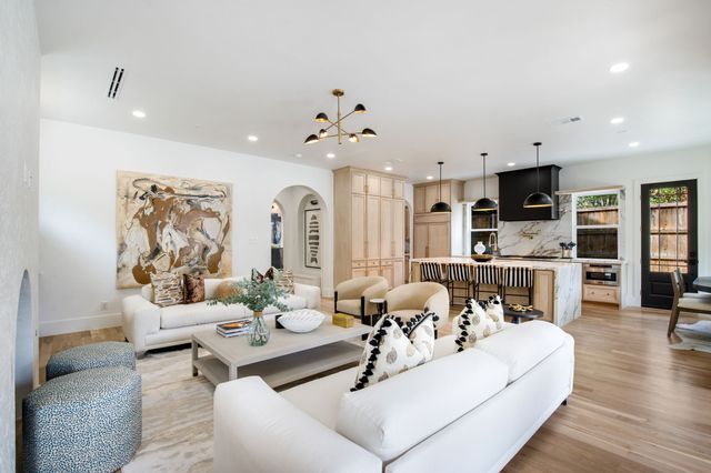 6162 Prospect Avenue, Dallas, TX 75214