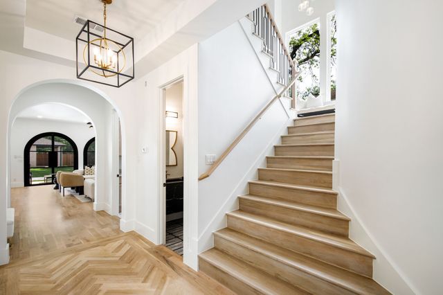 6162 Prospect Avenue, Dallas, TX 75214