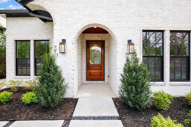 6162 Prospect Avenue, Dallas, TX 75214