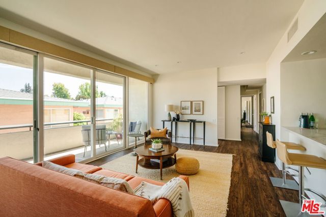 960 San Pasqual Street 203, Pasadena, CA 91106