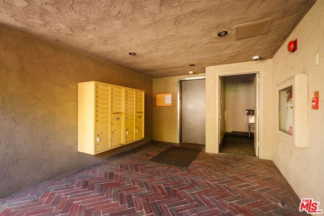 960 San Pasqual Street 203, Pasadena, CA 91106