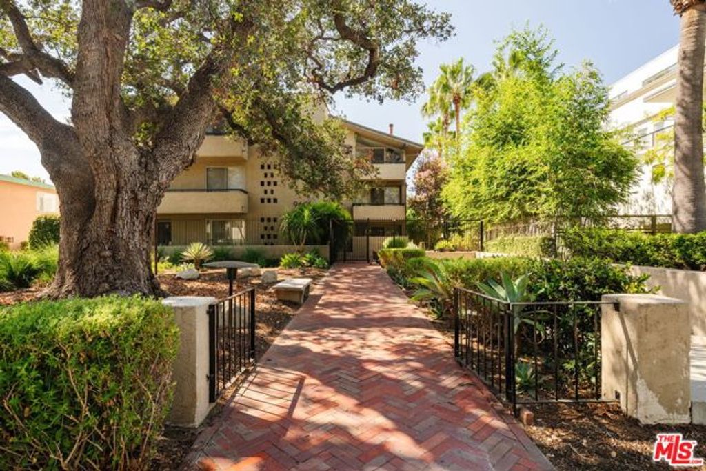 960 San Pasqual Street 203, Pasadena, CA 91106