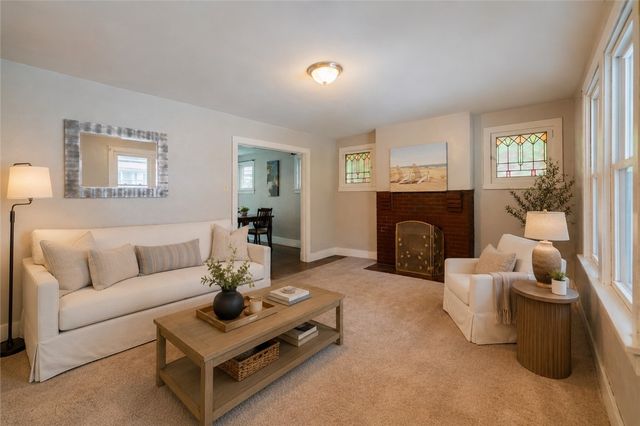 7322 Whipple St, Swissvale, PA 15218