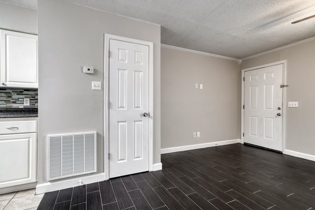 401 Cambridge Cir Apt A4, Murrells Inlet, SC 29576
