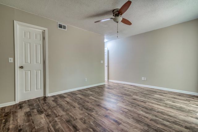 401 Cambridge Cir Apt A4, Murrells Inlet, SC 29576