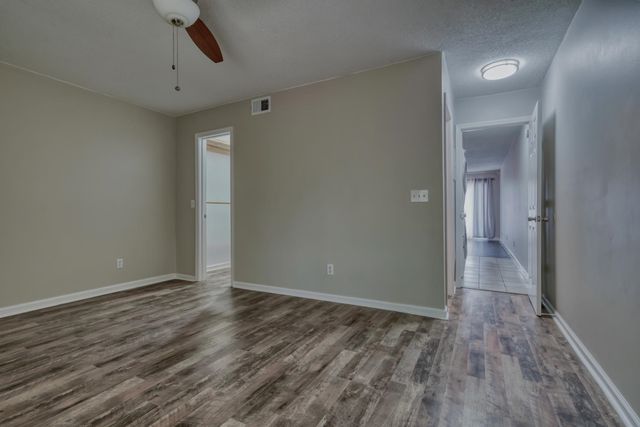 401 Cambridge Cir Apt A4, Murrells Inlet, SC 29576