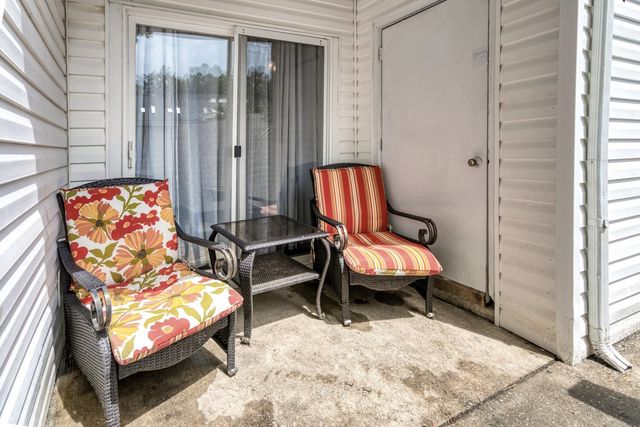 401 Cambridge Cir Apt A4, Murrells Inlet, SC 29576