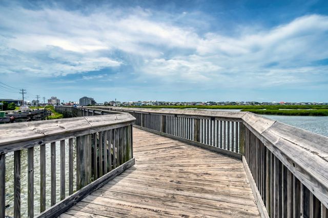 401 Cambridge Cir Apt A4, Murrells Inlet, SC 29576