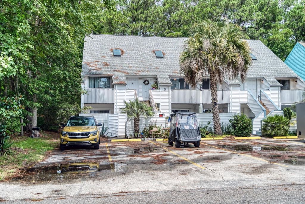 401 Cambridge Cir Apt A4, Murrells Inlet, SC 29576
