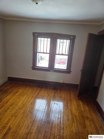 4506 Fort Street, Omaha, NE 68104