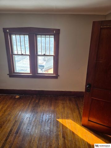 4506 Fort Street, Omaha, NE 68104