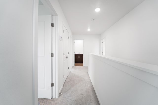 826 S Orchard Way, Springfield, MO 65802