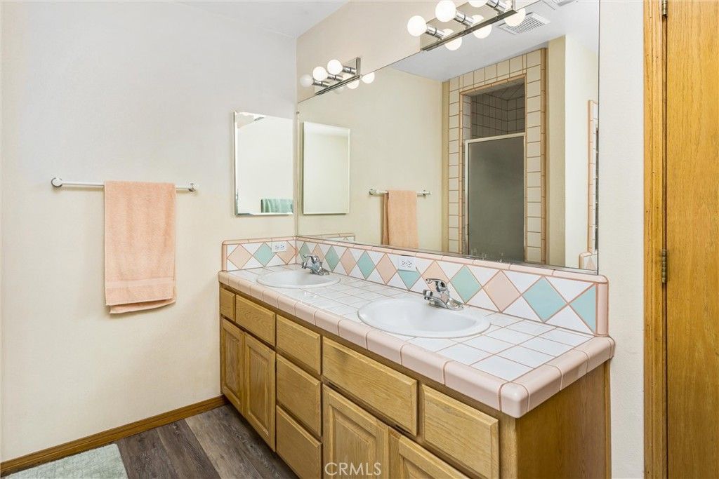 Image 18 of property listing at 13675 Spring Valley Parkway, Victorville, CA 92395