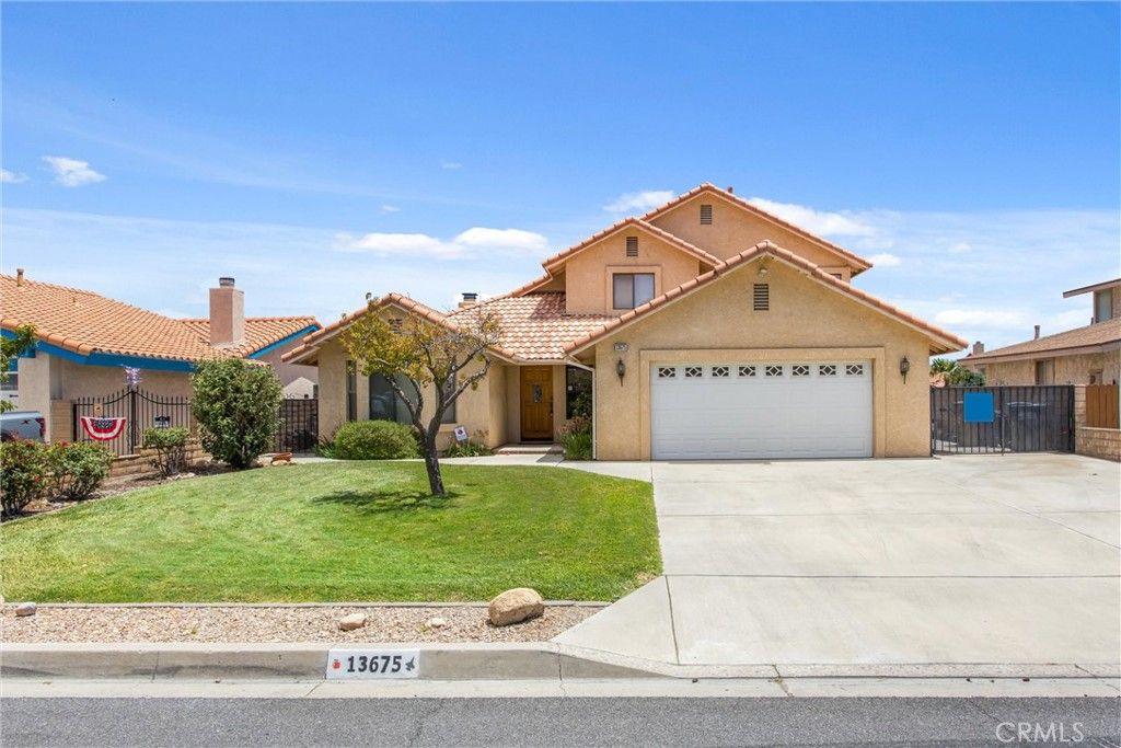 Image 4 of property listing at 13675 Spring Valley Parkway, Victorville, CA 92395