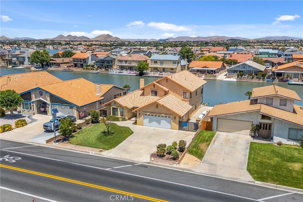 Image 40 of property listing at 13675 Spring Valley Parkway, Victorville, CA 92395