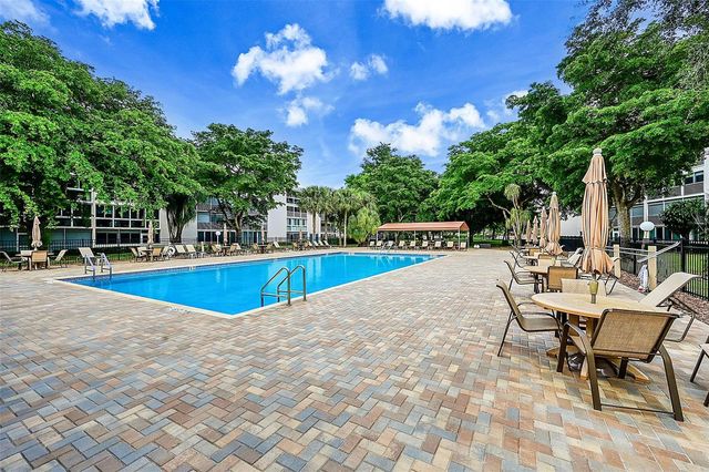 2006 Granada Drive A3, Coconut Creek, FL 33066