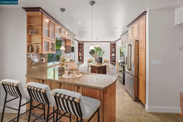 1490 Whitecliff Way, Walnut Creek, CA 94596