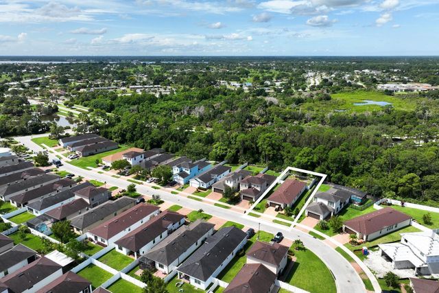 161 SE Via Visconti, Port St Lucie, FL 34952