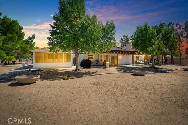 15908 Acoma Road, Apple Valley, CA 92307