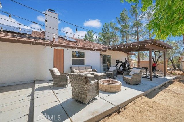 15908 Acoma Road, Apple Valley, CA 92307