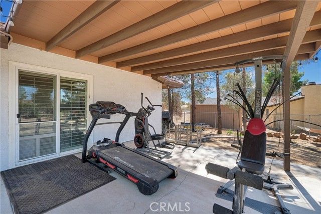 15908 Acoma Road, Apple Valley, CA 92307