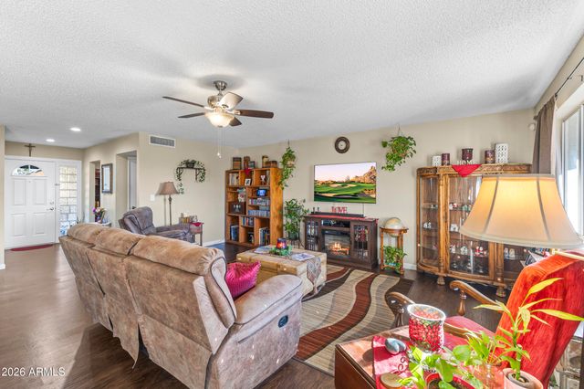 9908 W PRAIRIE HILLS Circle, Sun City, AZ 85351