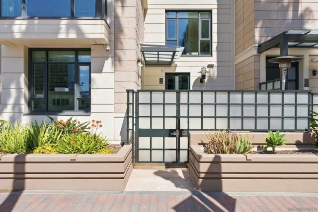1159 Pacific Hwy 106, San Diego, CA 92101