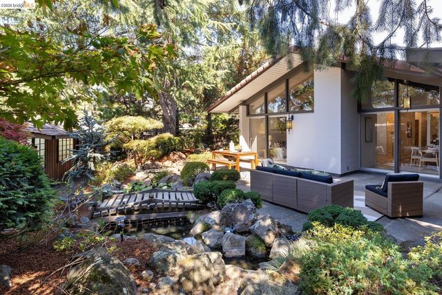 81 Elysian Fields DR, Oakland, CA 94605