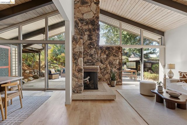 81 Elysian Fields DR, Oakland, CA 94605