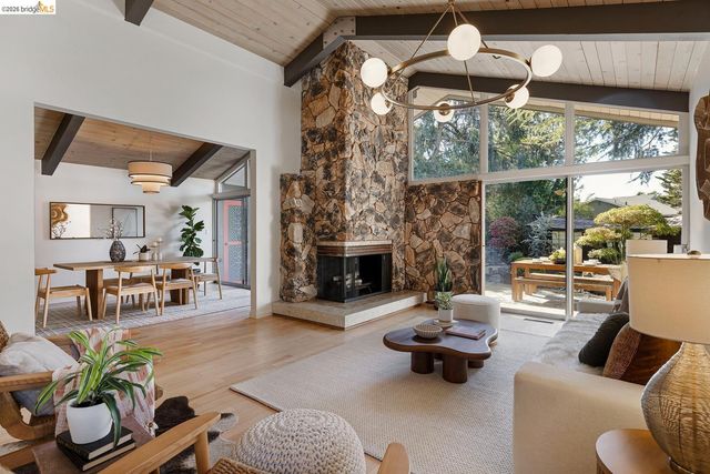 81 Elysian Fields DR, Oakland, CA 94605