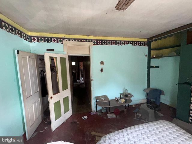 2704 W 4TH ST, Chester, PA 19013
