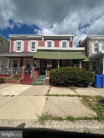 2704 W 4TH ST, Chester, PA 19013