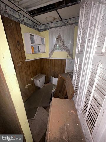 2704 W 4TH ST, Chester, PA 19013