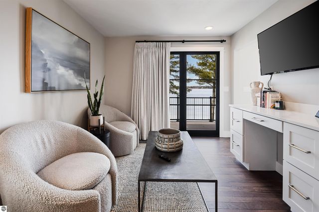 5568 Lakeview Drive, Interlochen, MI 49643