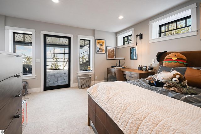 5568 Lakeview Drive, Interlochen, MI 49643