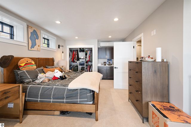 5568 Lakeview Drive, Interlochen, MI 49643