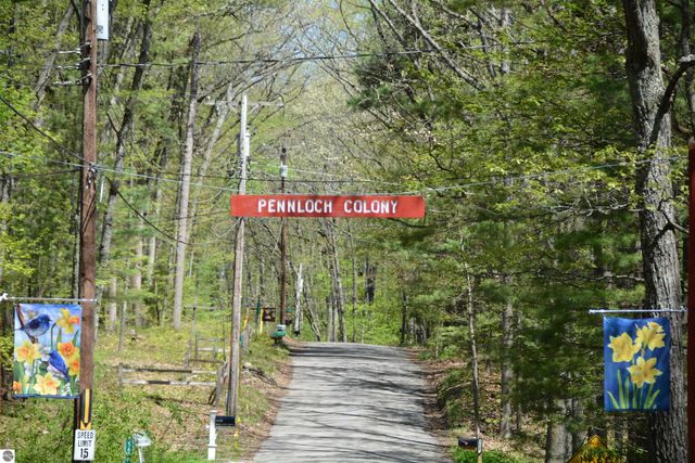 5568 Lakeview Drive, Interlochen, MI 49643