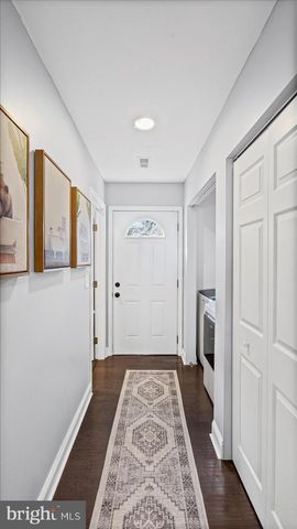 18 BLISTER ST, Middle River, MD 21220