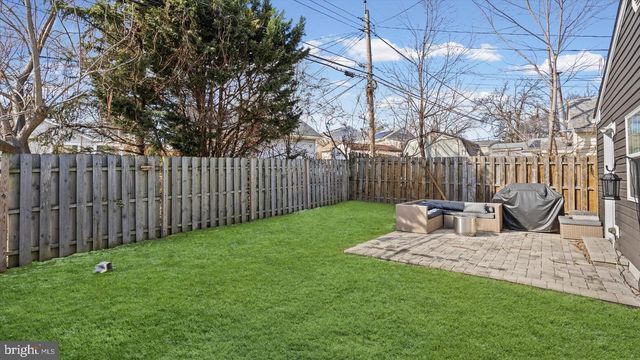 18 BLISTER ST, Middle River, MD 21220