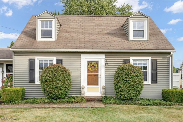 944 Jones Drive, Salem, OH 44460